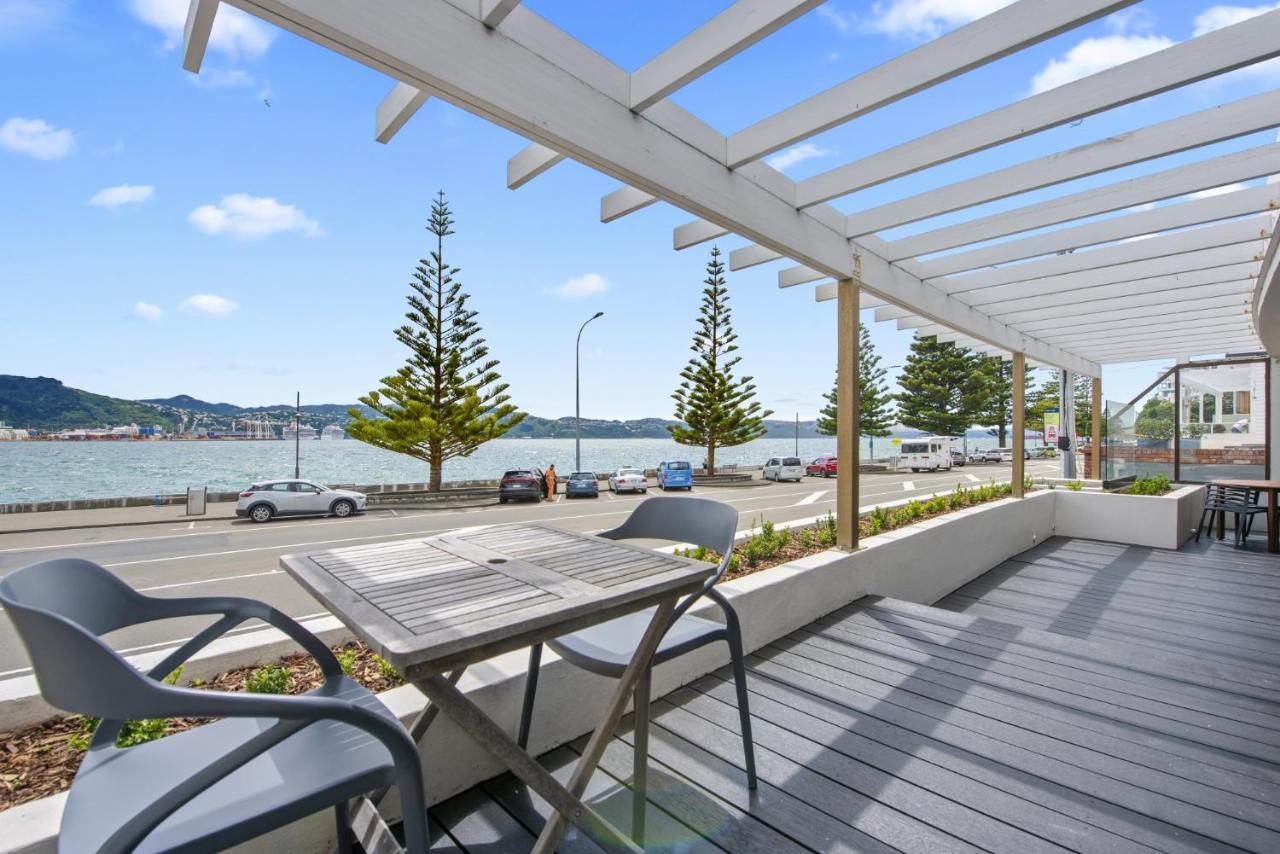Bay Suites - 328 Oriental Parade Wellington Exteriör bild